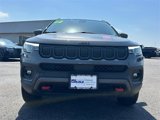 Used 2022 Jeep Compass Trailhawk w/ Trailhawk Elite Group image 2