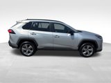 Used 2019 Toyota RAV4 LE image 2