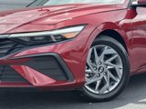 Used 2024 Hyundai Elantra SEL image 4