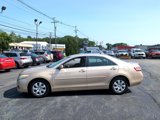 Used 2010 Toyota Camry LE image 6