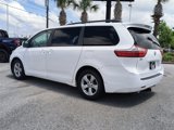 Used 2017 Toyota Sienna LE image 4