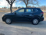 Used 2020 Nissan Rogue S image 2