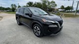 Used 2021 Nissan Rogue SV image 2
