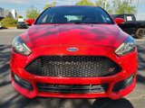 Used 2016 Ford Focus ST image 2
