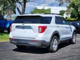 Used 2021 Ford Explorer XLT w/ Equipment Group 202A image 3