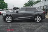 Used 2019 Audi e-tron Prestige w/ Prestige Package image 4
