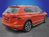 Used 2018 Volkswagen Tiguan SEL Premium w/ R-Line Package image 4