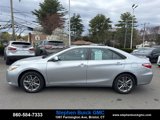 Used 2017 Toyota Camry SE image 4