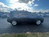Used 2016 Nissan Rogue SV w/ SV Moonroof Package image 2