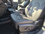 New 2026 Chrysler Pacifica Select image 4