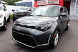 Used 2023 Kia Soul LX w/ LX Technology Package image 2