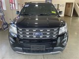 Used 2017 Ford Explorer XLT w/ Equipment Group 202A image 2