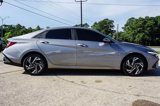 Used 2024 Hyundai Elantra SEL w/ Convenience Package image 3