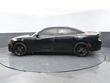 Used 2018 Dodge Charger SXT w/ Blacktop Package image 3