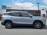 Used 2023 GMC Terrain SLT image 2