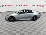 Used 2023 Toyota Camry SE image 5