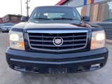 Used 2002 Cadillac Escalade EXT image 2
