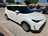 Certified 2023 Kia Soul LX image 3