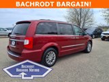 Used 2014 Chrysler Town & Country Touring-L w/ Driver Convenience Group image 5