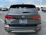 Used 2022 Volkswagen Taos SE w/ Panoramic Sunroof Package image 6