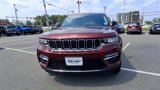 Used 2022 Jeep Grand Cherokee Limited image 3