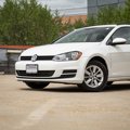 Used 2017 Volkswagen Golf SE image 2