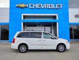 Used 2015 Chrysler Town & Country Touring-L w/ Driver Convenience Group image 4