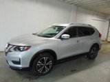 Used 2019 Nissan Rogue SV w/ Premium Package image 2