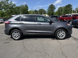 Used 2022 Ford Edge SEL image 2