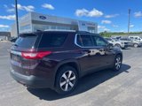 Used 2018 Chevrolet Traverse LT image 3