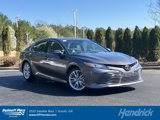 Used 2019 Toyota Camry XLE image 1