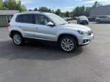 Used 2016 Volkswagen Tiguan SE image 4