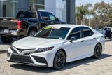 Used 2022 Toyota Camry SE image 3