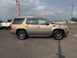Used 2007 Cadillac Escalade AWD w/ Information Package image 4