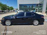 Used 2019 Toyota Camry LE image 3