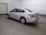 Used 2015 Nissan Altima 2.5 SV w/ Convenience Package image 3