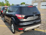 Used 2017 Ford Escape SE w/ Equipment Group 201A image 3