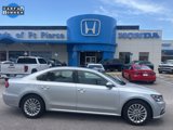 Used 2016 Volkswagen Passat 1.8T SE image 2