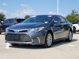 Used 2018 Toyota Avalon Limited image 3
