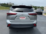 Used 2023 Toyota Highlander Limited image 4
