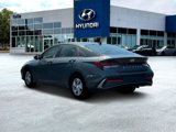 New 2025 Hyundai Elantra SE image 5