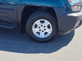 Used 2006 Chevrolet Avalanche Z71 w/ Preferred Equipment Group image 2