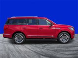 Used 2020 Lincoln Navigator Reserve w/ Luxury Package image 2