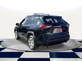 Used 2021 Toyota RAV4 LE image 5