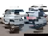 Used 2022 Volkswagen Taos SE image 3
