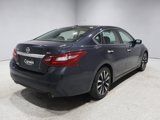 Used 2018 Nissan Altima 2.5 SV image 2