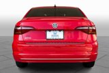 Used 2019 Volkswagen Jetta SE w/ Cold Weather Package image 4