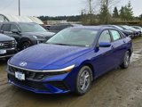 New 2025 Hyundai Elantra SE image 3