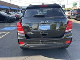 Used 2022 Chevrolet Trax LT w/ Midnight Edition image 5