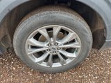 Used 2022 Ford Explorer XLT w/ Equipment Group 202A image 4